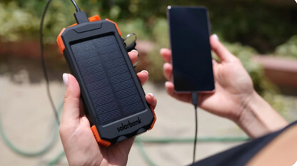 SolKraft™ – Solcelle-Powerbank