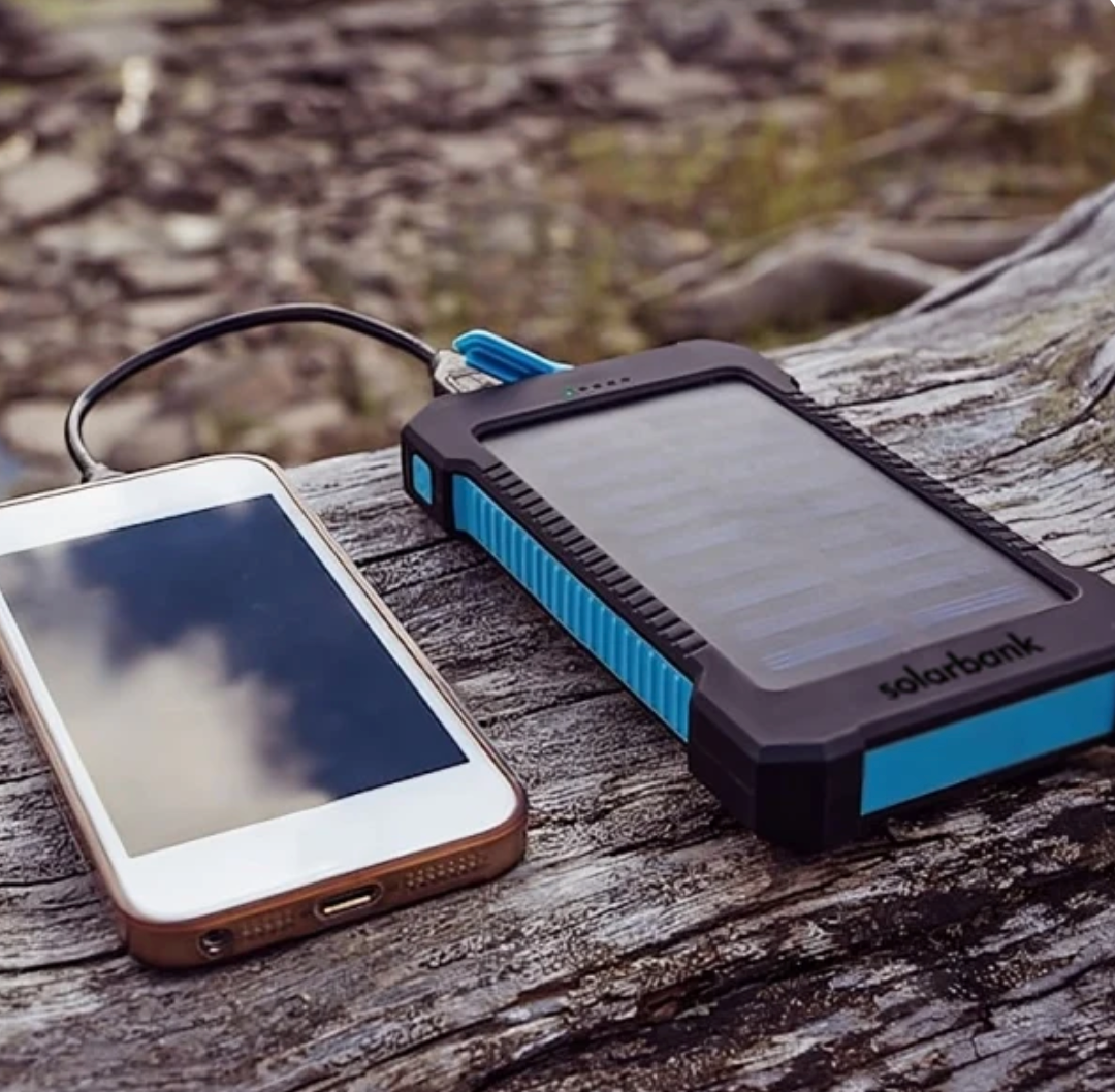 SolKraft™ – Solcelle-Powerbank