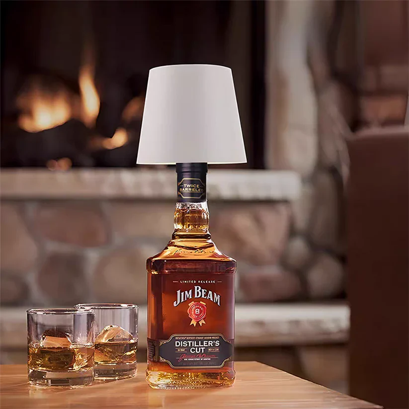 FlaskeGlød™ - Gør tomme flasker til magisk lys