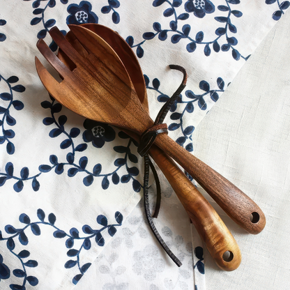 Acacia Salatbestik - Mere end bestik – et statement af stil (2-delt sæet)