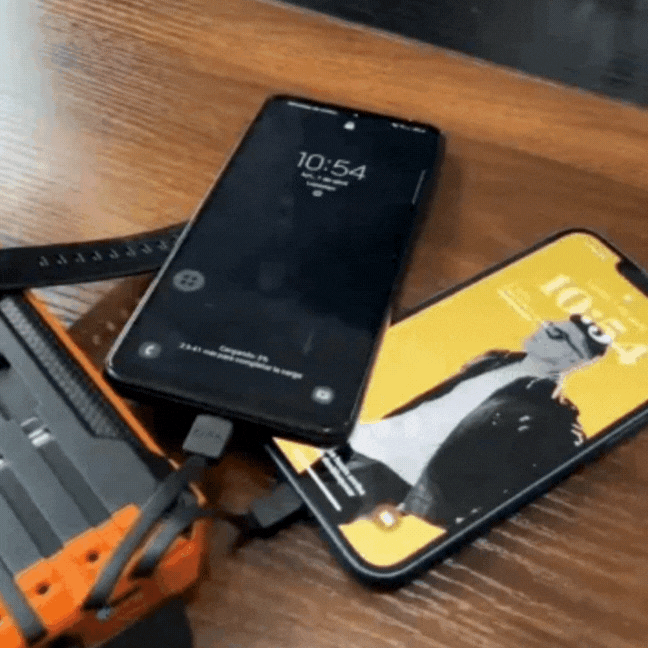 SolKraft™ – Solcelle-Powerbank