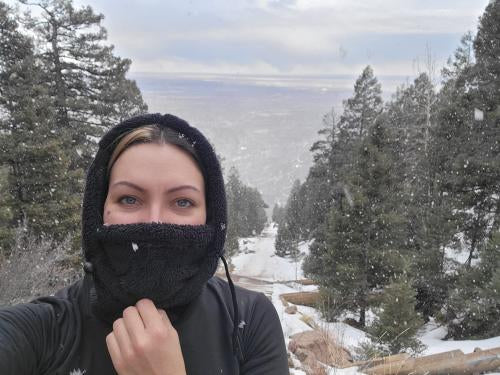 ArcticHood™ - Varm, vindtæt, justerbar fleece-hætte