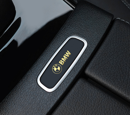 BilFinish™ – Selvklæbende metal 3D-dekorstrimler til bil (4 stk.)