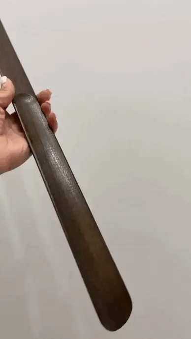 NordHorn™ – Det magnetiske skohorn i træ